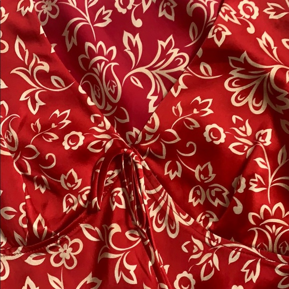 Blouse - Picture 2 of 9